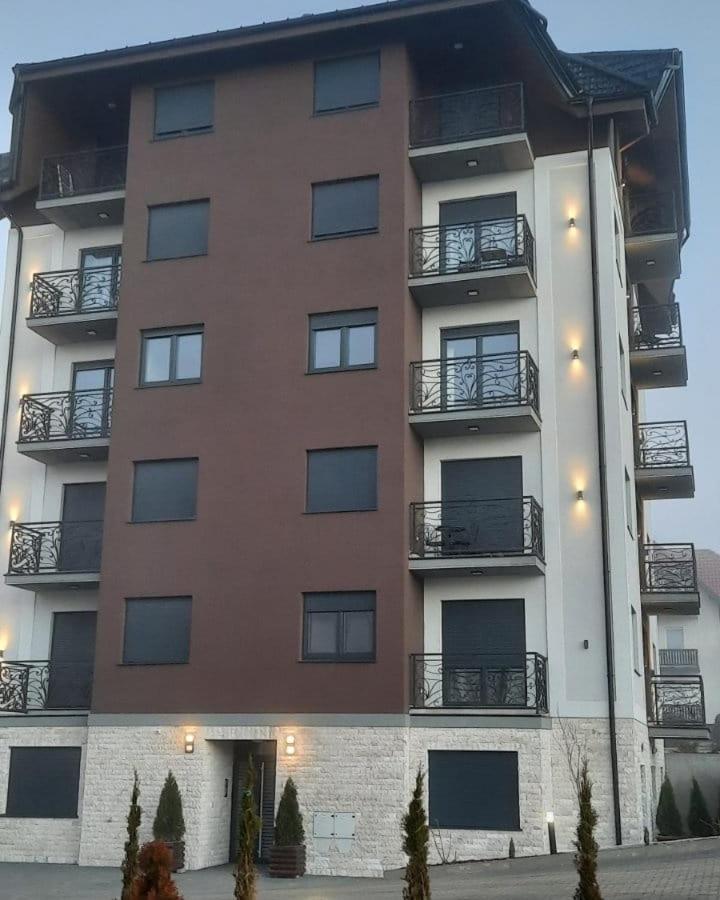 Apartman S 즐라티보 외부 사진